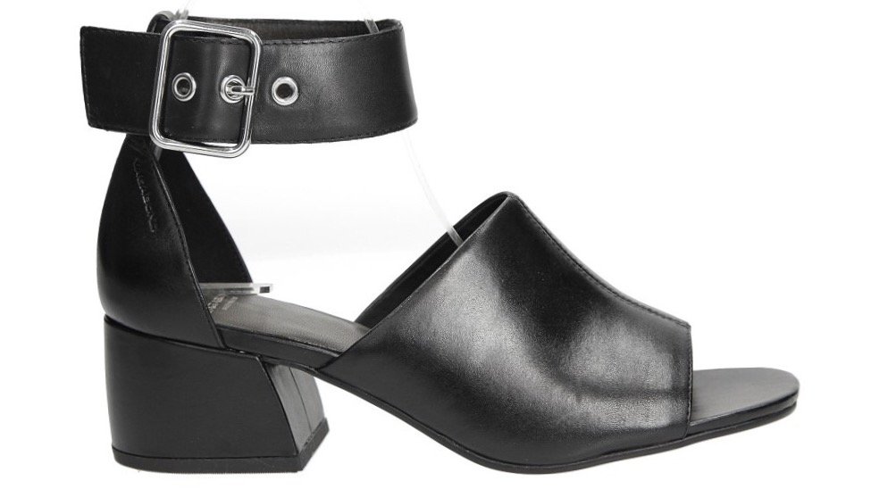 buty z wycięciem Casu