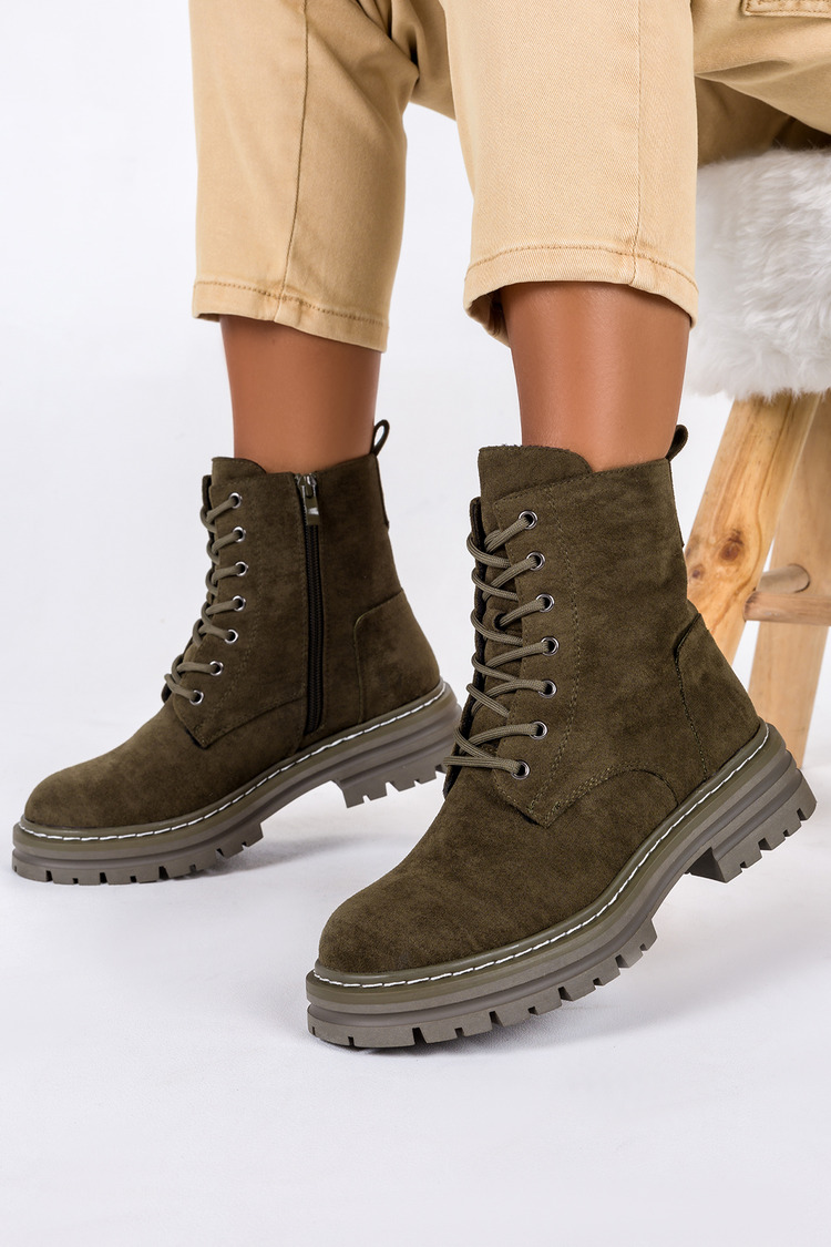 czarne-kozaki-na-slupku-damskie-casu-cls-195