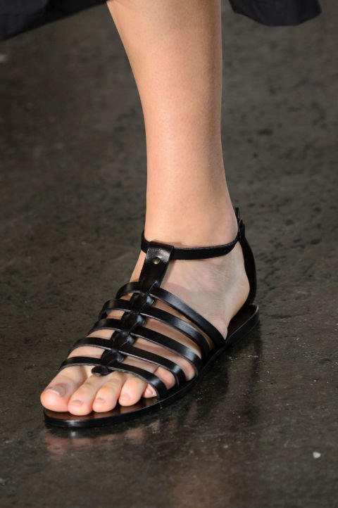 trendy wiosna 2017 sandały rzymianki trendy wiosna 2017 sandały rzymianki