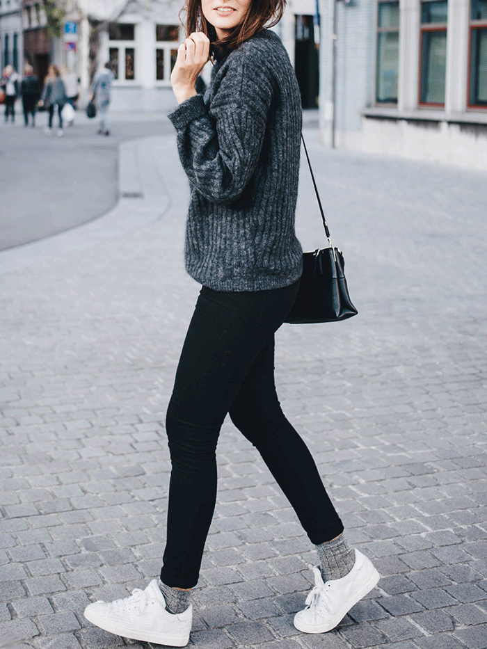 sneakersy stylizacja