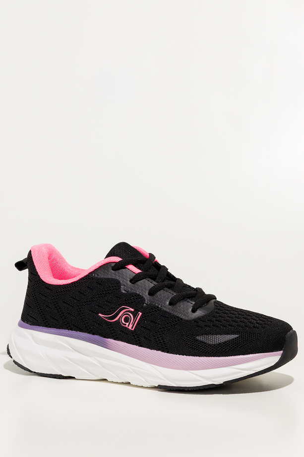 Czarne sneakersy damskie buty sportowe z perforacją na białej żłobionej platformie różowe wstawki sznurowane Carla QP-0618-4