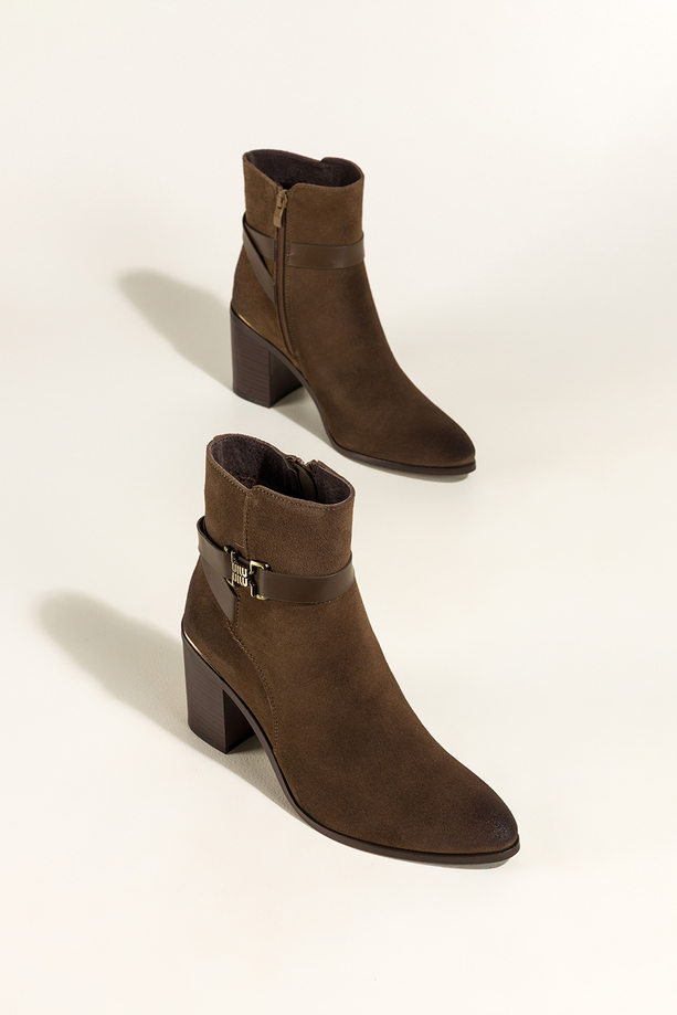 Brązowe botki skórzane damskie Sergio Leone na słupku pasek ze złotą ozdobą YG74615-H