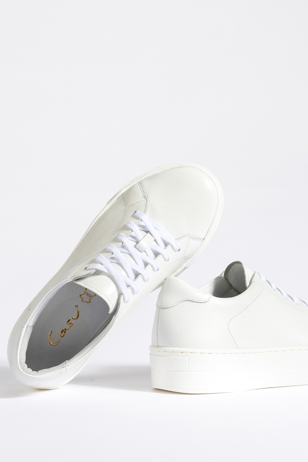 Białe sneakersy skórzane damskie creepersy sznurowane PRODUKT POLSKI Casu 2691