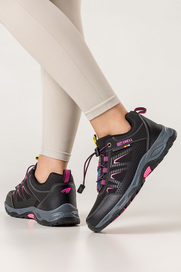Czarne buty trekkingowe damskie buty sportowe na bieżnikowanej podeszwie z regulowaną elastyczną sznurówką softshell Casu 2213-9W