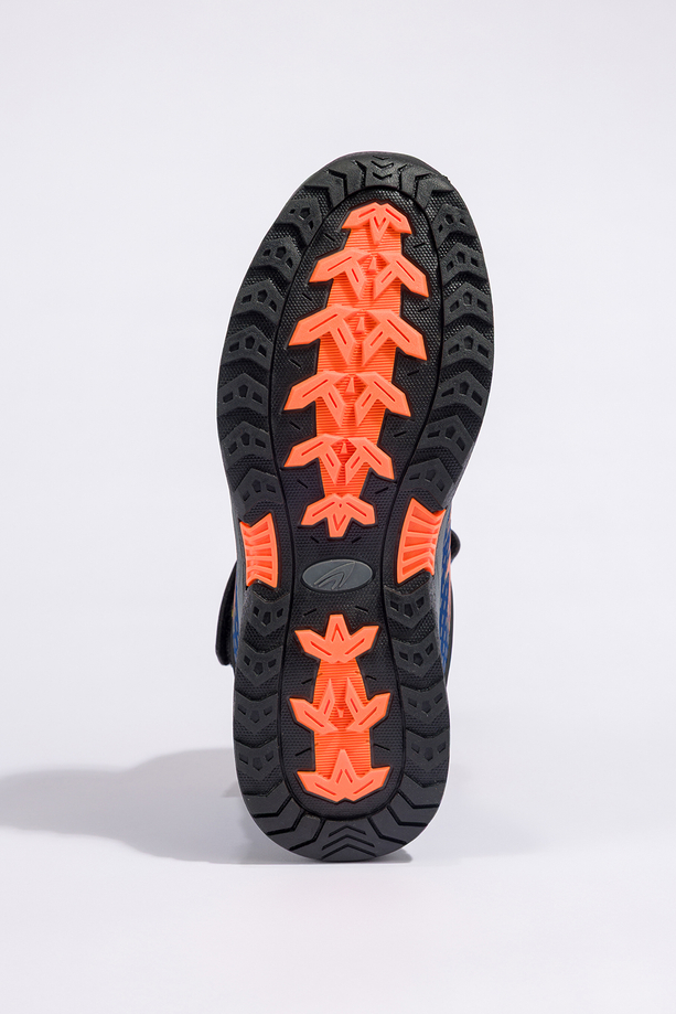 Granatowe buty trekkingowe damskie na bieżnikowanej podeszwie z regulowaną elastyczną sznurówką pomarańczowe wstawki softshell Casu 2310-10W