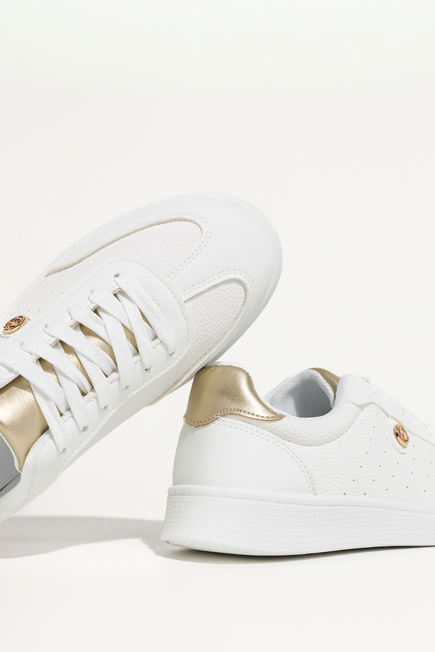 Białe sneakersy damskie buty sportowe z ozdobą złote wstawki sznurowane Casu DXU-39