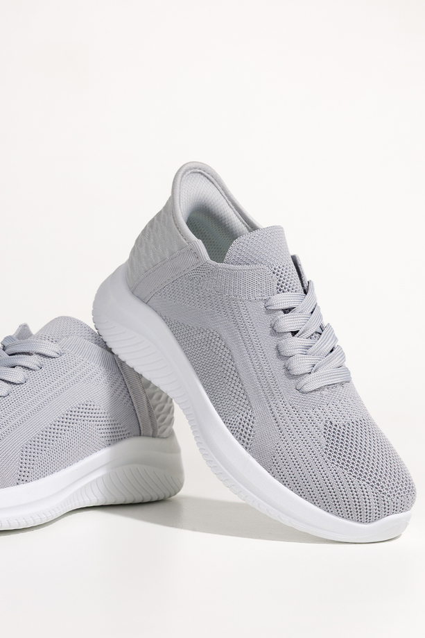 Szare buty sportowe damskie na fitness sneakersy na elastycznej białej platformie sznurowane Casu L8010