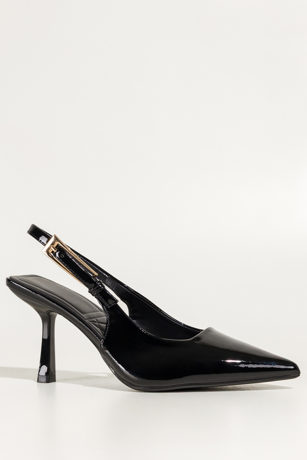 Czarne czółenka damskie lakierowane szpilki z odkrytą piętą obcas kieliszek Carla 496-61