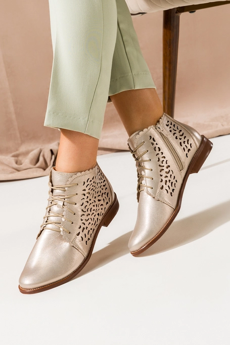Złote botki skórzane damskie wiosenne ażurowe płaskie sznurowane PRODUKT POLSKI Casu 4078-HOGL S