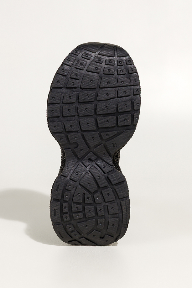 Czarne sneakersy damskie buty sportowe na ozdobnej platformie błyszczące cyrkonie sznurowane Carla QP-0607-8