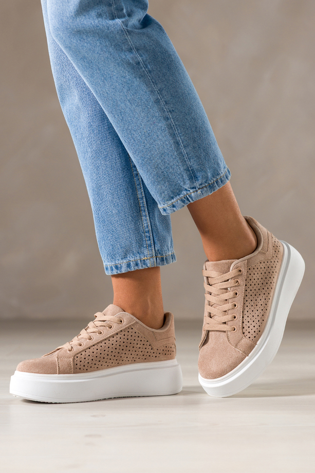 Beżowe sneakersy damskie buty sportowe ażurowe na platformie sznurowane Carla YO349K