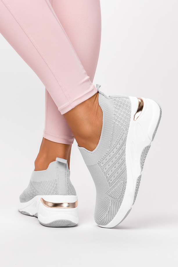 Szare sneakersy Casu buty sportowe slip on 32-3-22-G/8
