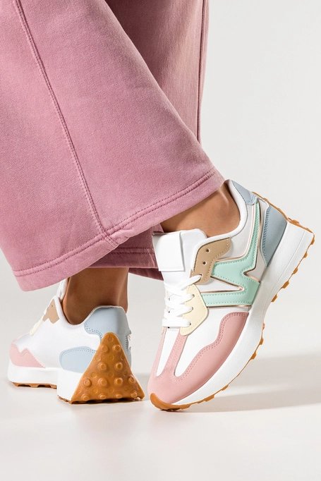 Białe sneakersy damskie buty sportowe na bieżnikowanej platformie kolorowe wstawki sznurowanie Carla LLS-7