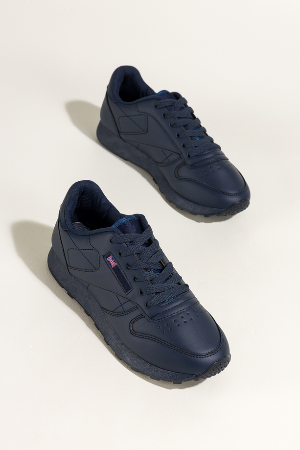 Granatowe sneakersy damskie buty sportowe sznurowane Carla 8210-6