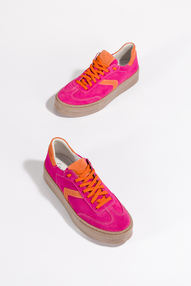 Fuksjowe sneakersy skórzane na platformie damskie buty sportowe pomarańczowe wstawki sznurowane PRODUKT POLSKI Casu N1091S2