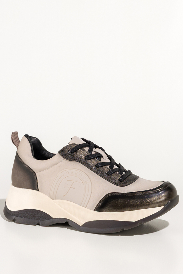 Szare sneakersy damskie buty sportowe na koturnie ze żłobieniami czarne wstawki sznurowane Carla 4982