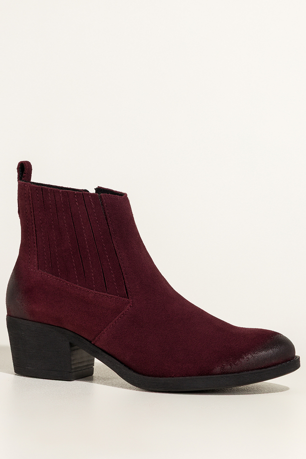 Bordowe botki skórzane damskie kowbojki na szerokim ściętym klocku guma w cholewce PRODUKT POLSKI Casu 39455