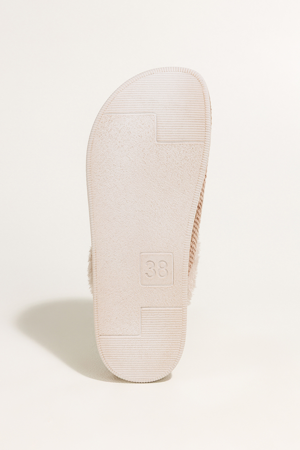 Beżowe kapcie damskie Inblu obuwie domowe z aplikacją psa skórzana wkładka soft XG999957