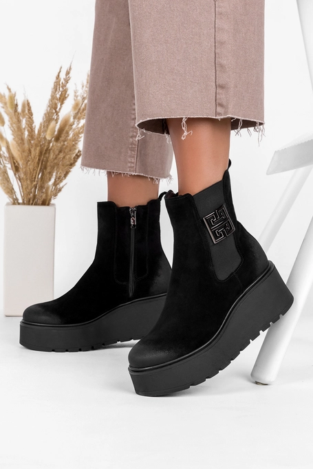 Czarne botki skórzane damskie na platformie z gumką ozdoba PRODUKT POLSKI Casu 60390