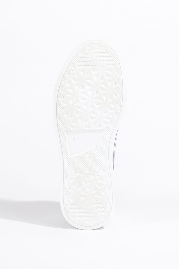Białe trampki damskie ażurowe sneakersy na platformie koronkowe sznurowane Carla BA152-41