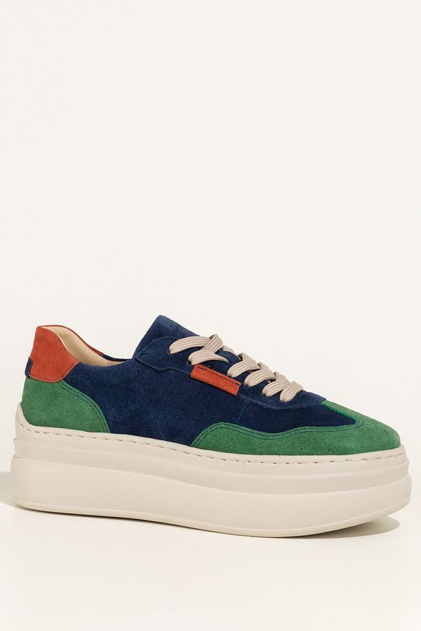 Granatowe sneakersy skórzane damskie buty sportowe na platformie z zielonymi i rudymi wstawkami sznurowane PRODUKT POLSKI Casu M8730H6