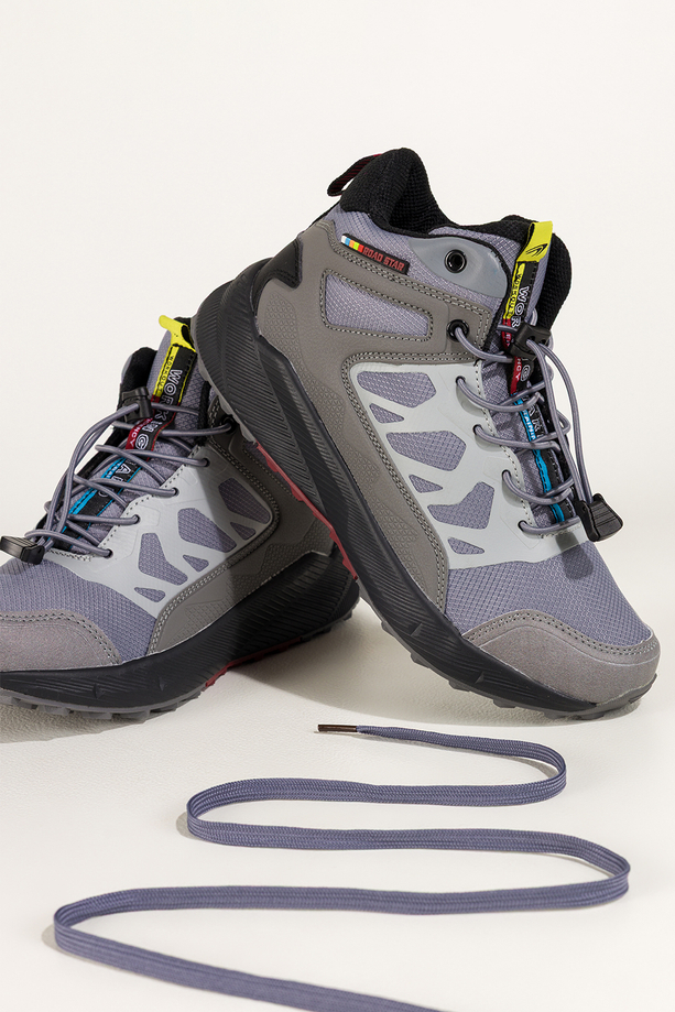 Szare buty sportowe trekkingowe damskie wodoodporne na bieżnikowanej podeszwie z regulowaną elastyczną sznurówką jasnoszare wstawki Casu 7493-7D