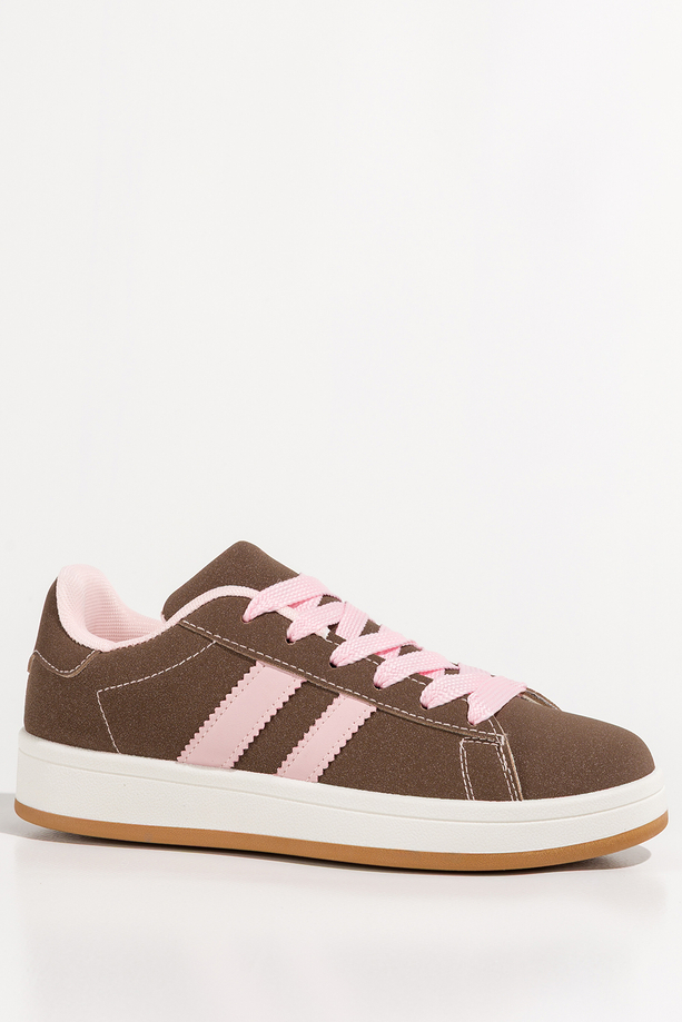 Brązowe sneakersy damskie buty sportowe na platformie sznurowane różowe wstawki Casu 77632-6