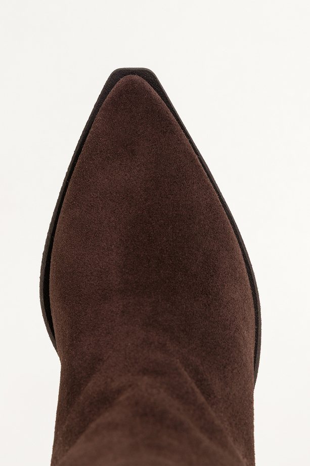 Czekoladowe botki skórzane damskie na szerokim obcasie elastyczne gumy w cholewce PRODUKT POLSKI Casu 6980-496