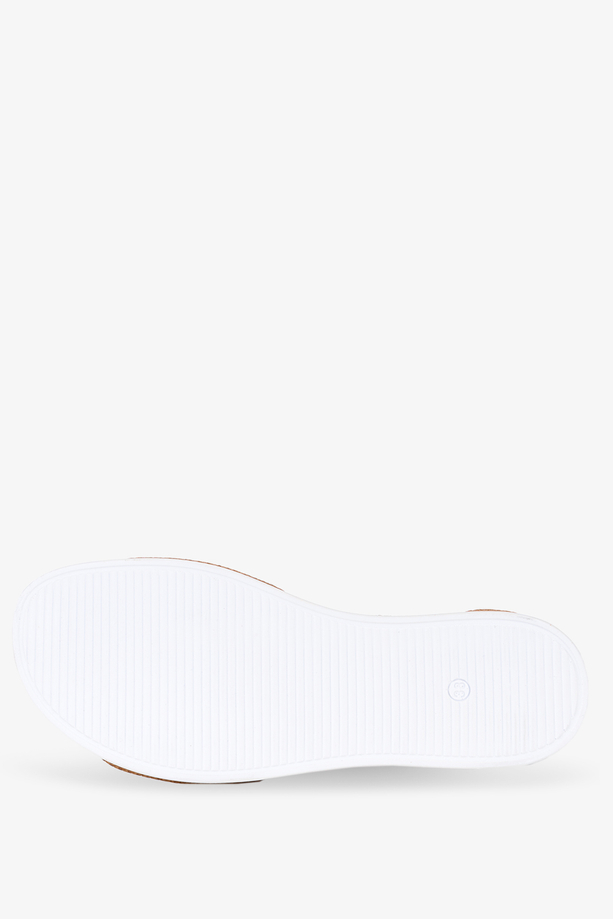 Białe sandały Casu z zakrytą piętą pasek wokół kostki POLSKA SKÓRA 2228-287