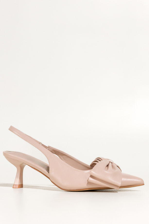 Beżowe czółenka damskie z kokardą obcas kieliszek odkryta pięta elastyczna guma w pasku Carla N892