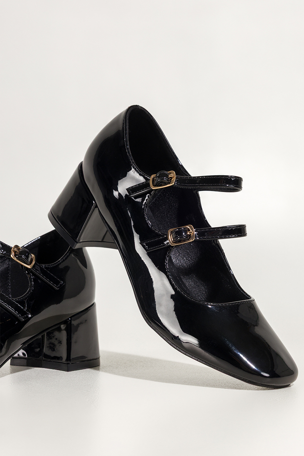 Czarne czółenka damskie lakierowane Mary Jane z paskami obcas klocek Carla ZR83K