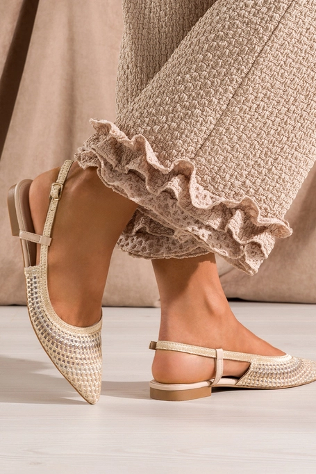 Beżowe baleriny damskie płaskie ażurowe cieniowana plecionka odkryta pięta Carla JH385P