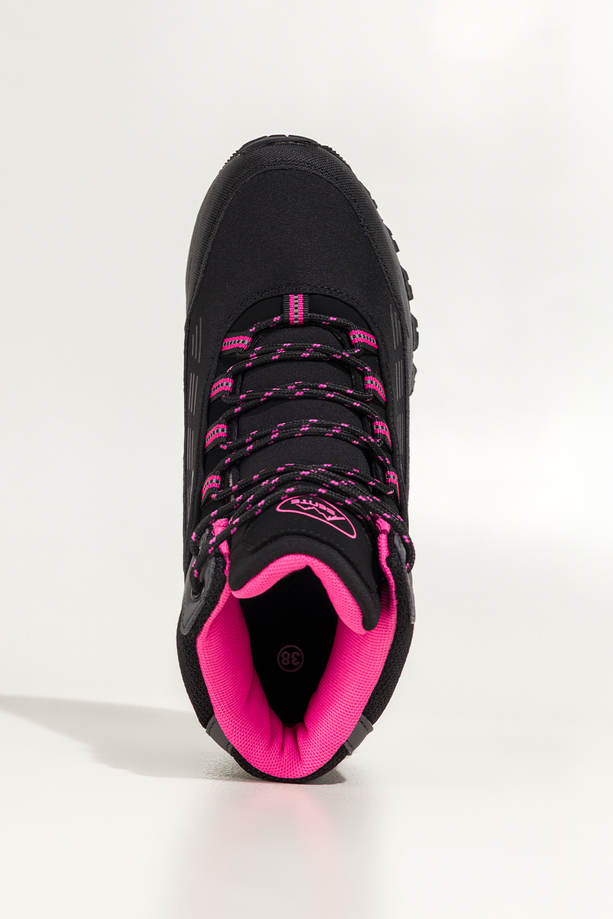 Czarne buty trekkingowe damskie z fuksjowymi dodatkami sznurowane softshell Casu Y7994-2