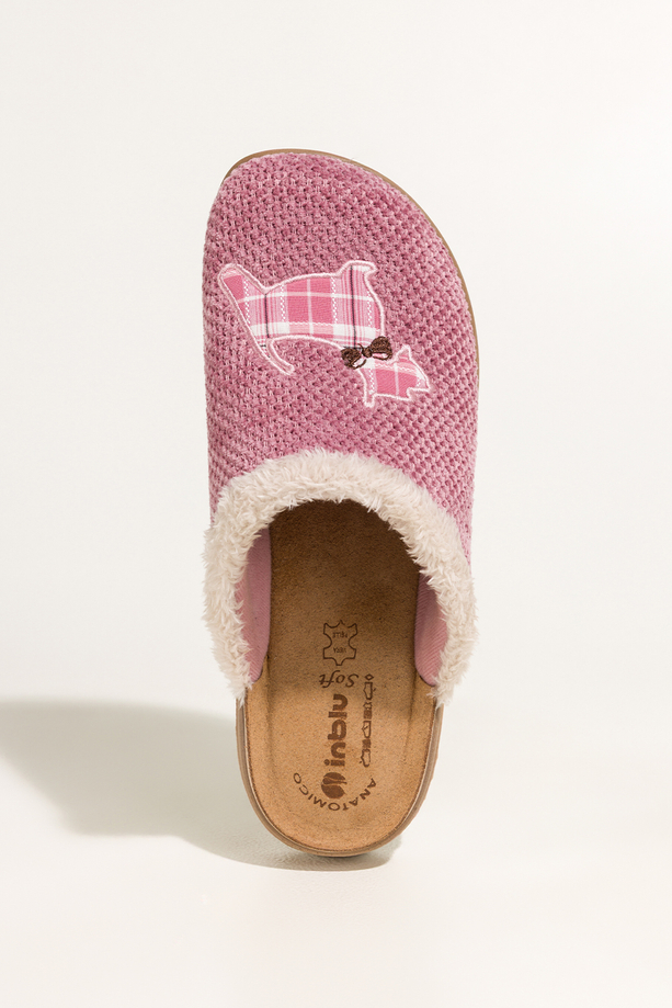 Różowe kapcie damskie Inblu obuwie domowe z aplikacją psa skórzana wkładka soft XG999957