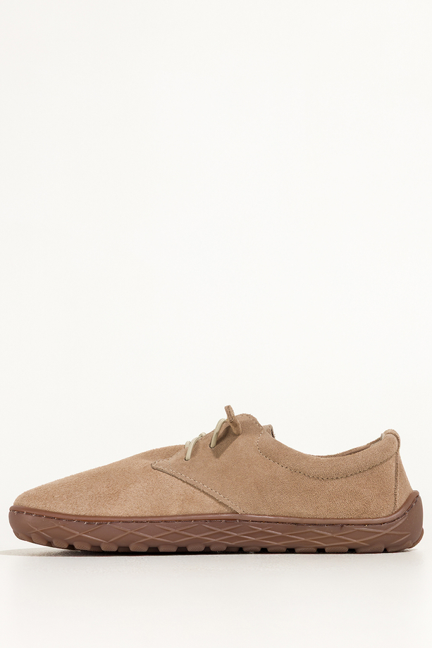 Jasnobeżowe buty barefoot skórzane damskie szerokie na elastycznej płaskiej podeszwie elastyczne jasnobeżowe sznurówki PRODUKT POLSKI Casu 89810