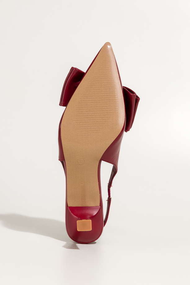 Bordowe czółenka damskie z kokardą obcas kieliszek odkryta pięta elastyczna guma w pasku Carla N892