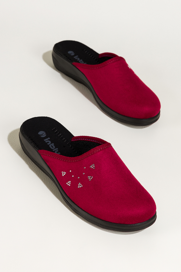 Bordowe kapcie damskie Inblu obuwie domowe z cyrkoniami XF99990S