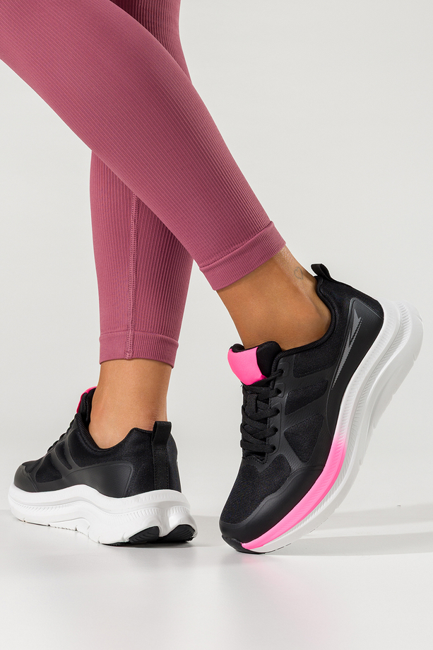 Czarne sneakersy damskie buty sportowe na siłownię biała platforma różowe wstawki sznurowane Casu 9026-1