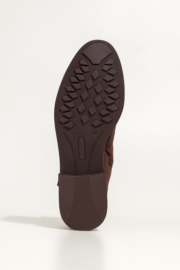 Czekoladowe botki damskie płaskie ażurowa cholewka Carla S7476-3