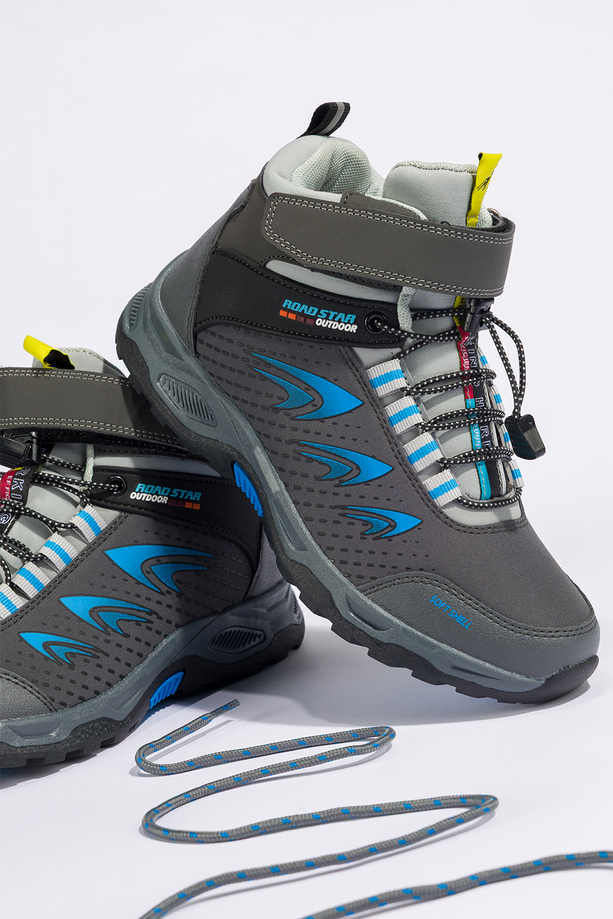Szare buty trekkingowe damskie na bieżnikowanej podeszwie z regulowaną elastyczną sznurówką niebieskie wstawki softshell Casu 2310-6W