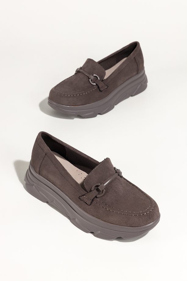 Ciemnoszare mokasyny damskie półbuty na platformie skórzana wkładka ozdoba Carla K-6-5974