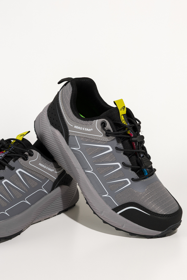 Szare buty sportowe trekkingowe damskie na bieżnikowanej podeszwie z regulowaną elastyczną sznurówką czarne wstawki Casu 7494-7D