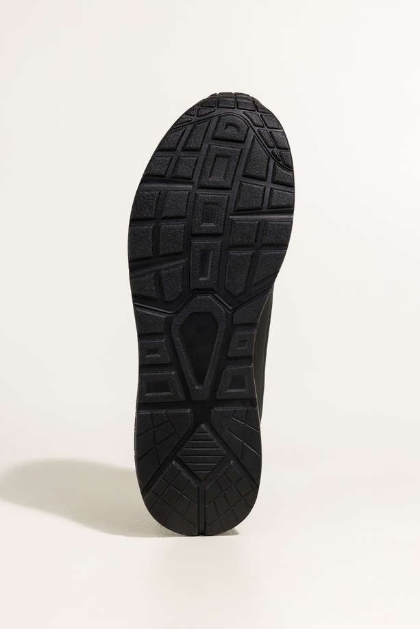 Czarne sneakersy damskie buty sportowe na koturnie z czarnym wzorem sznurowane Casu 0961-8