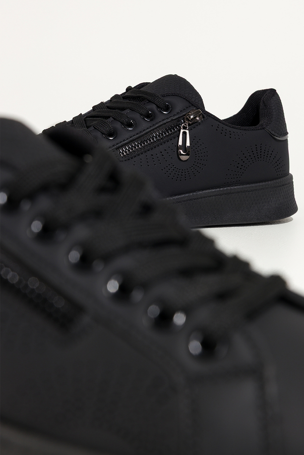 Czarne sneakersy damskie buty sportowe z ozdobnym zamkiem sznurowane Casu DXU-32