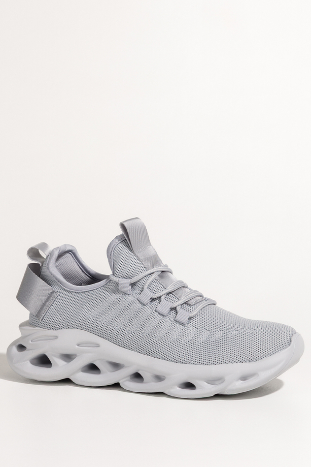 Szare sneakersy damskie buty sportowe na trening na szarej platformie z wycięciami sznurowane Casu B-L6