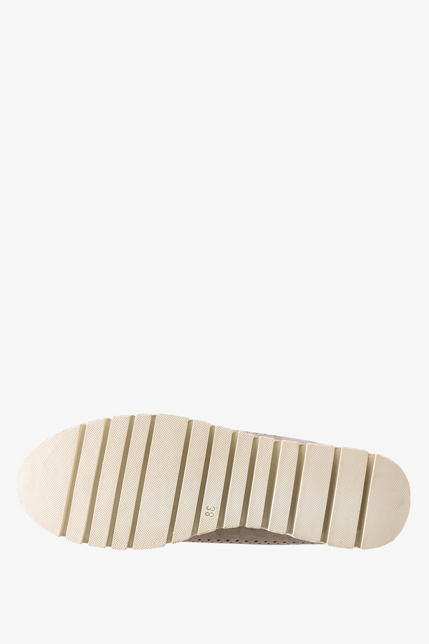 Złote mokasyny damskie ażurowe z ozdobą na platformie ze skórzaną wkładką Casu D24X5-G-NO