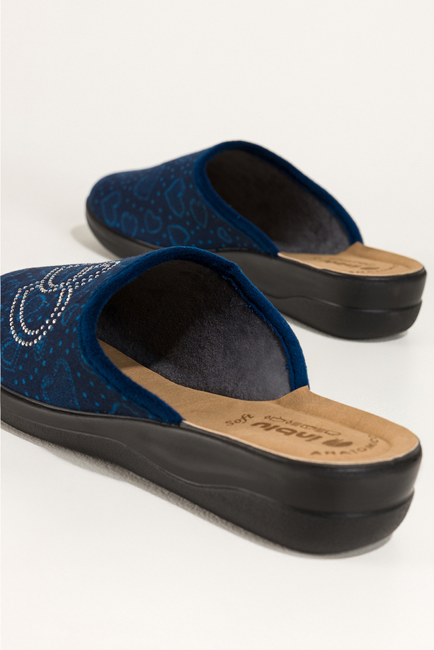 Granatowe kapcie damskie Inblu obuwie domowe serca z cyrkoniami wkładka soft XU989Y99