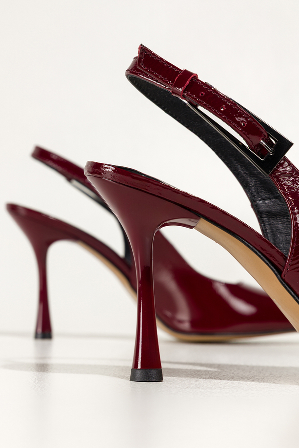 Bordowe czółenka skórzane damskie szpilki lakierowane z odkrytą piętą obcas kieliszek PRODUKT POLSKI Casu 7007-378