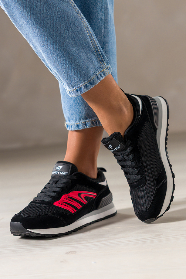 Czarne sneakersy damskie buty sportowe na żłobionej podeszwie sznurowane czerwone wstawki Casu 7398-2D