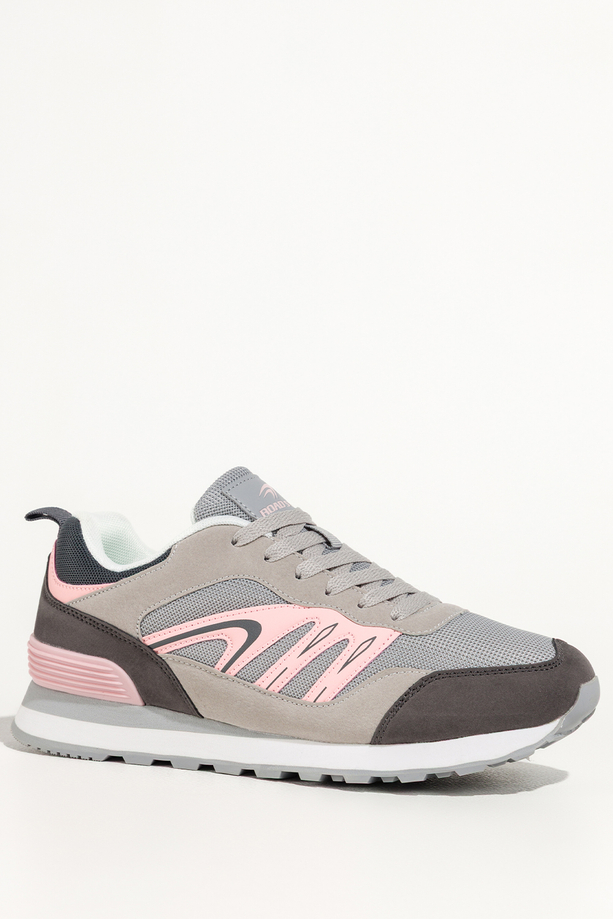 Szare sneakersy damskie buty sportowe na żłobionej podeszwie sznurowane różowe wstawki Casu 7398-0D